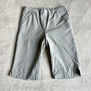 Tribal Women’s Gray Pull On Fitted Bermuda Shorts